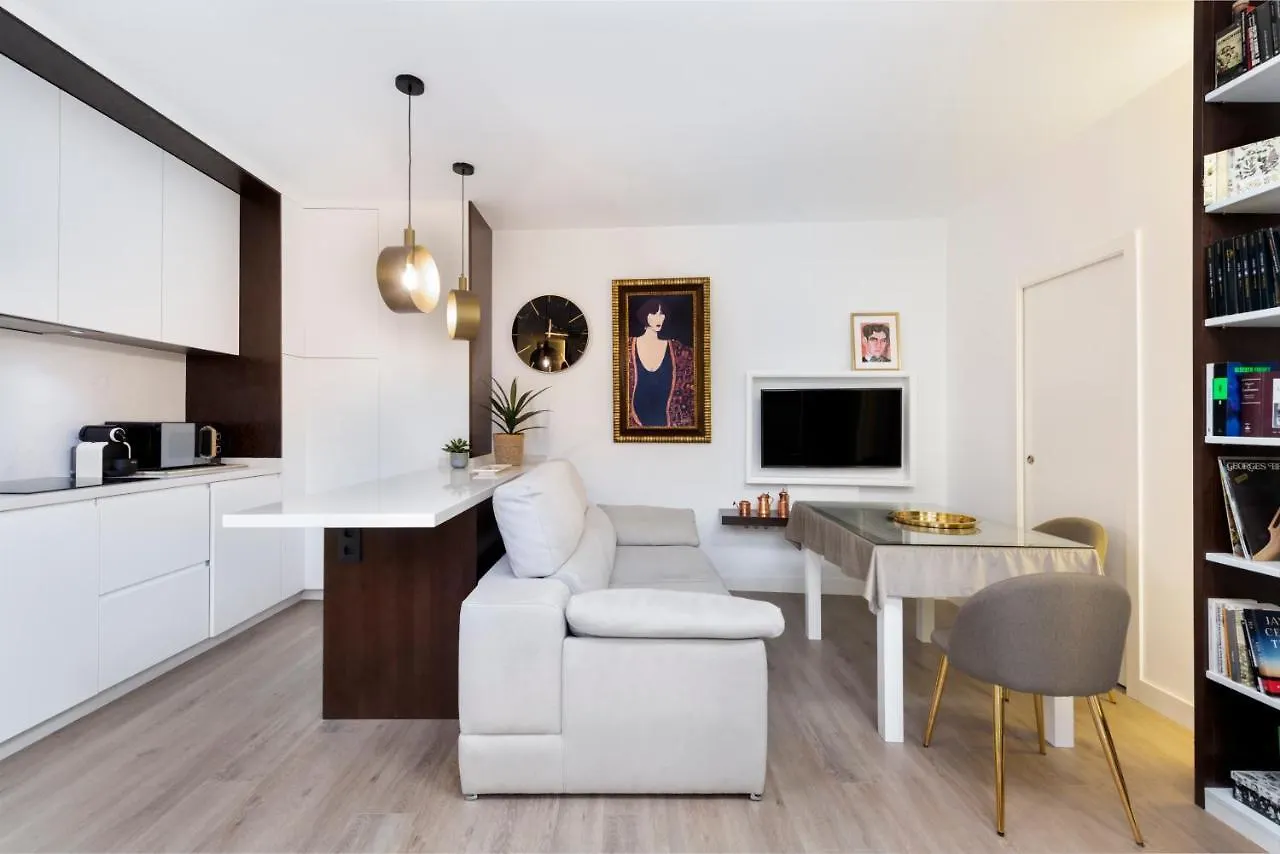 Unika Homes Faustino & Terrace Seville Apartment